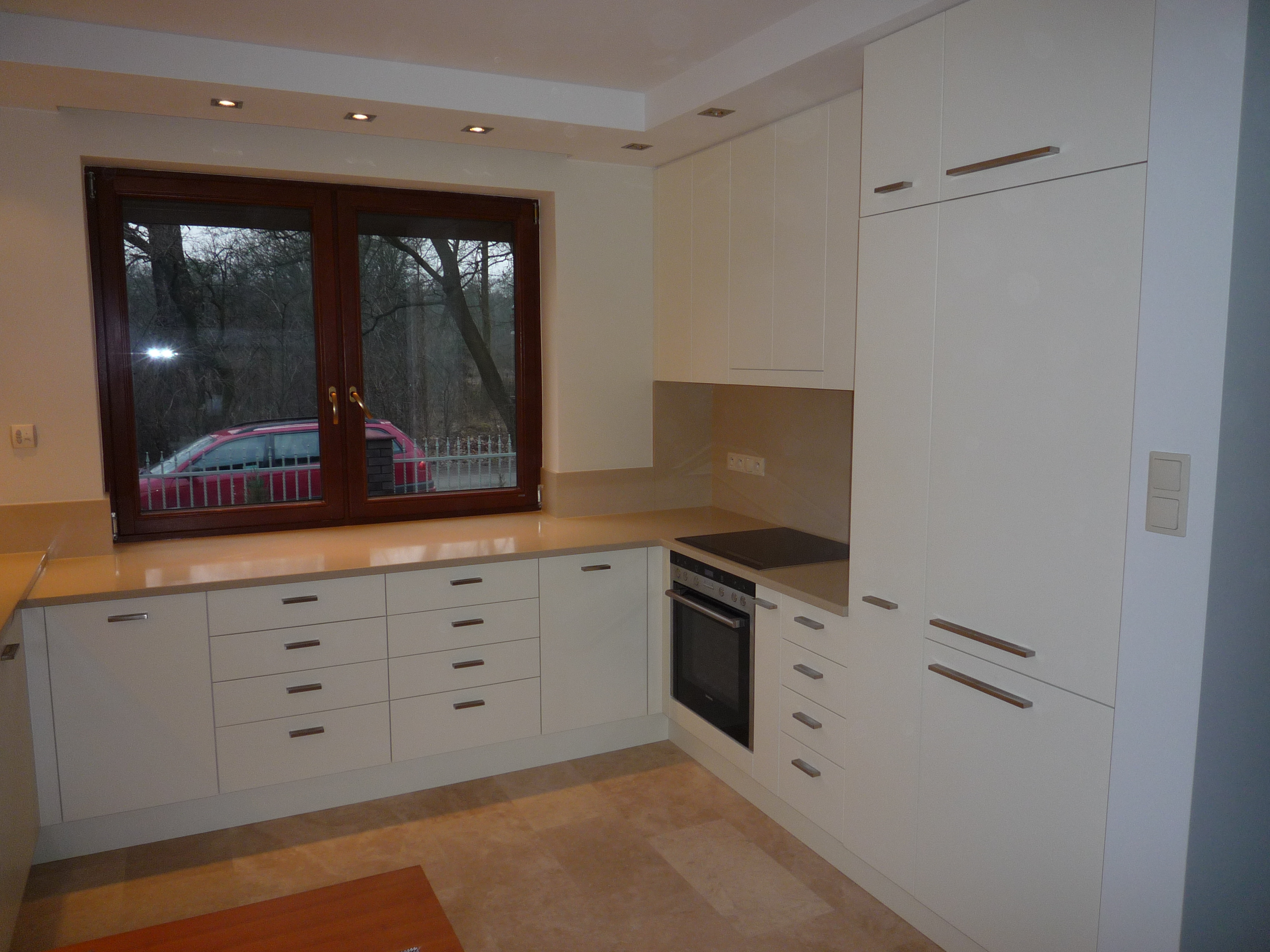 Jasna kuchnia zabudowa premium