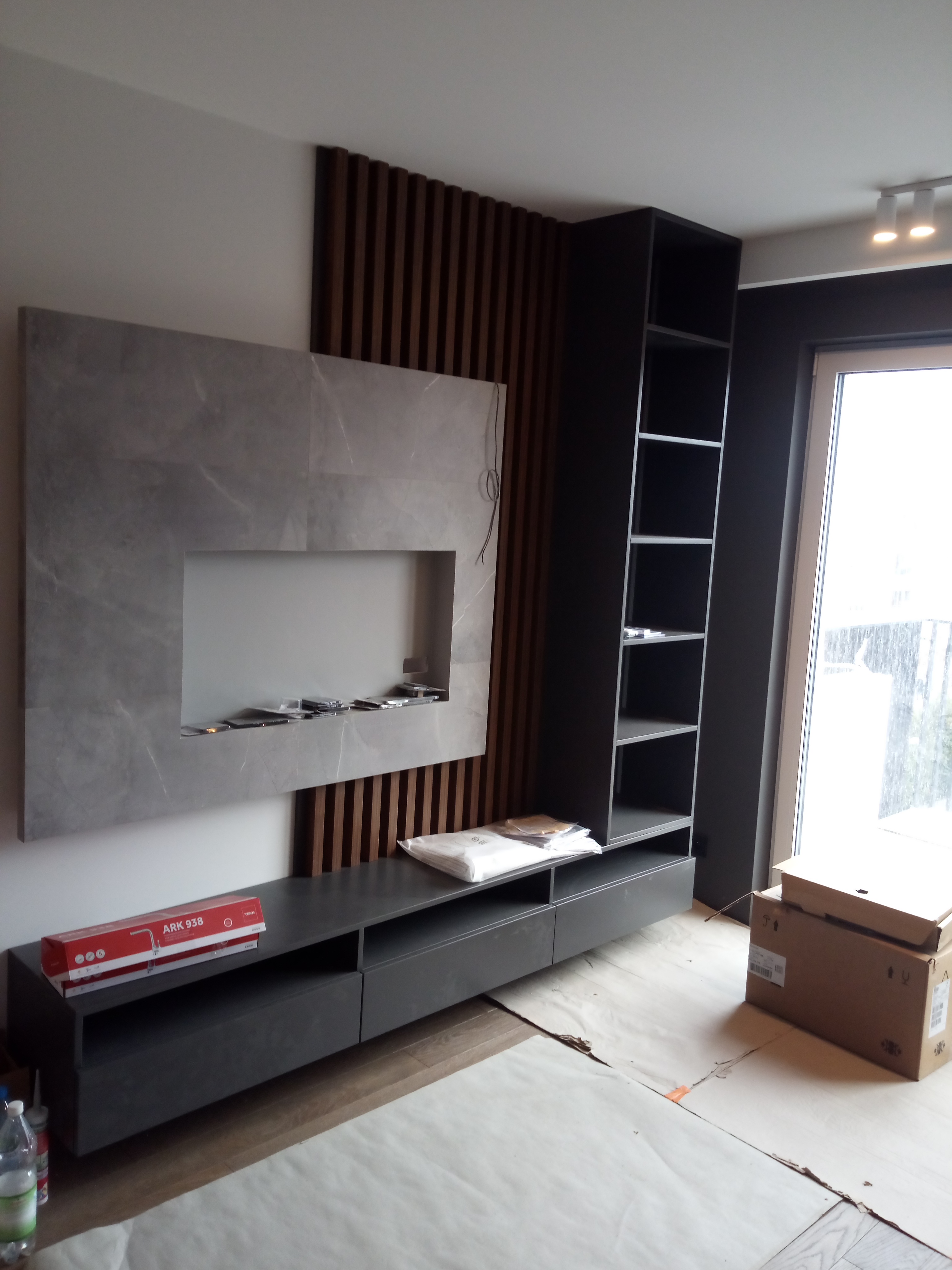 Zabudowa RTV premium